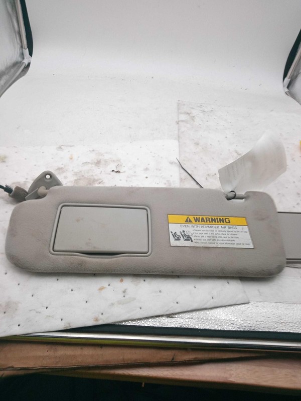 2009 Hyundai Sonata Silver Sun Visor OEM 477178 4DR SED 228K Miles
