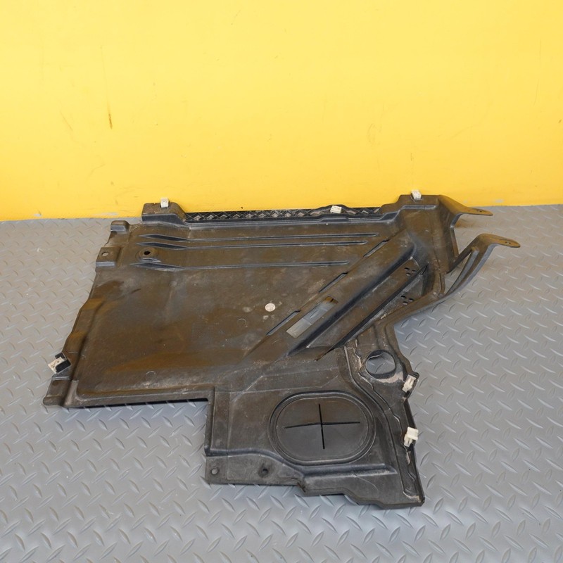 2023-2026 BMW X2 X1 U10 U11 REAR LEFT SIDE FUEL TANK SPLASH SHIELD COVER OEM