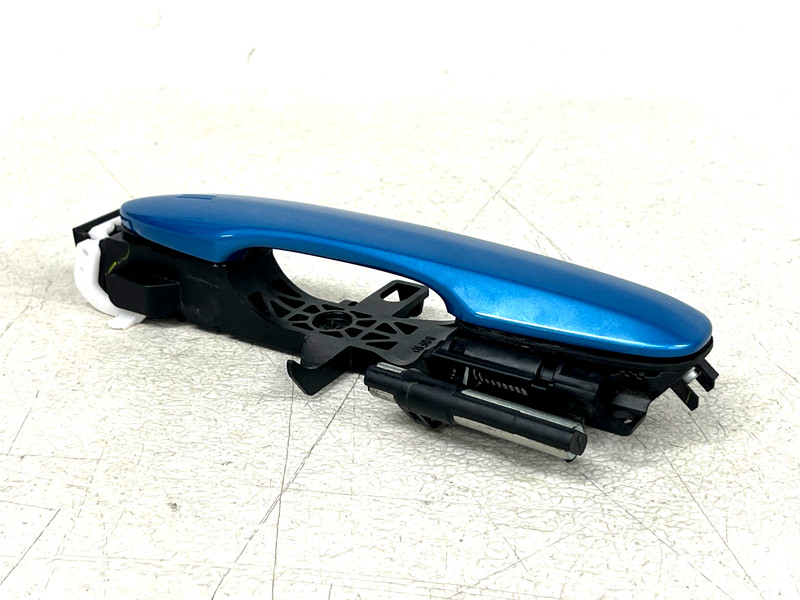 ⭐2017-2018 TOYOTA PRIUS PRIME FRONT RIGHT SIDE EXTERIOR DOOR HANDLE OEM LOT2685