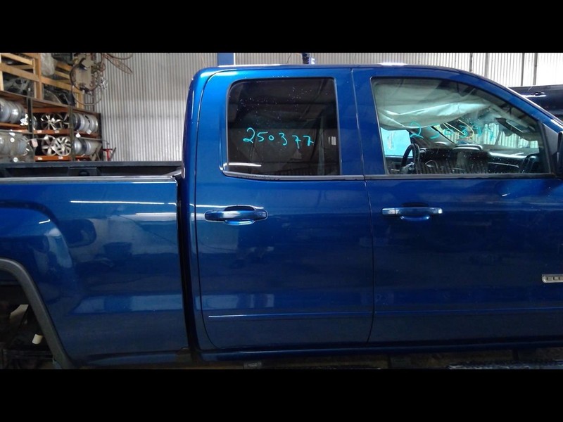 Passenger Rear Side Door Classic Style Fits 14-19 SIERRA 1500 PICKUP 1667464