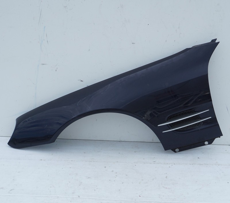 03-08 Mercedes R230 SL500 SL550Front Fender Left Driver Side OEM