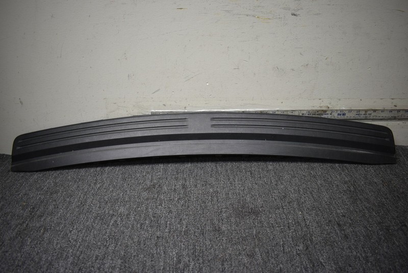 2006-2014 LAND ROVER FREELANDER SCUFF PROTECTOR FACTORY OEM