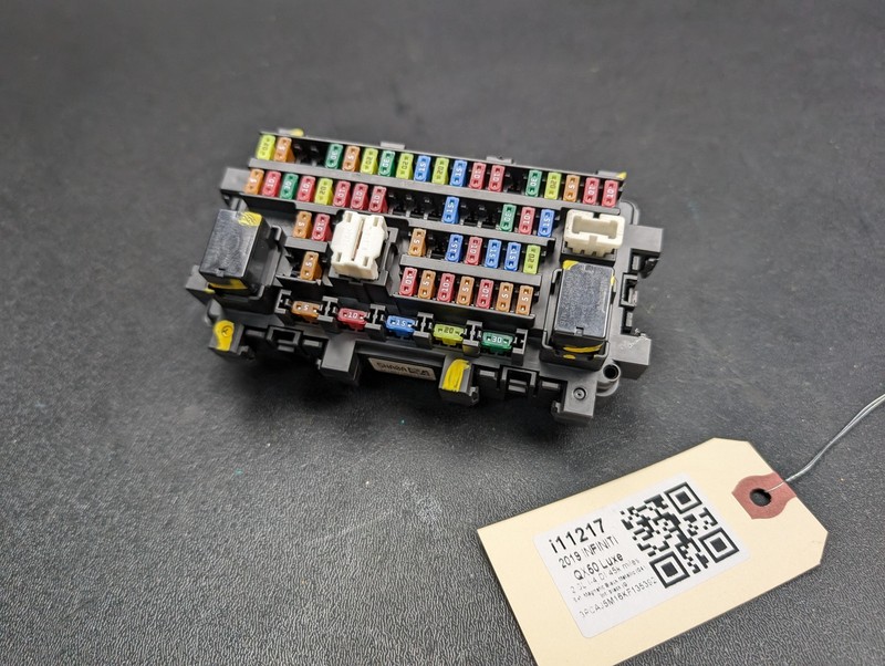 Fuse Relay Junction Box 2019 Infiniti QX50 24350-5NA0A 2020 2021 2022 2023 2024