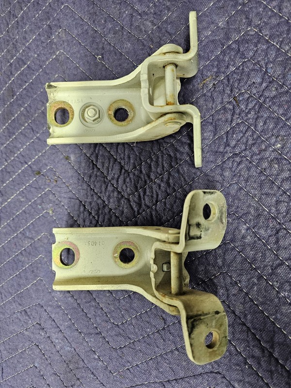 OEM Ford Front Lower Upper Door Hinge SetFord Mustang 2005-2014