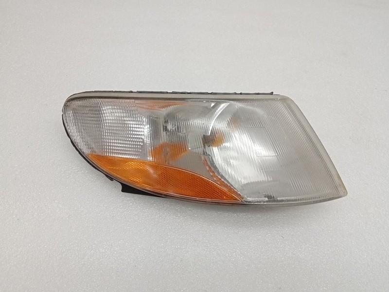 Driver Corner/Park Light Park Lamp-turn Signal Fits 94-98 SAAB 900 74408