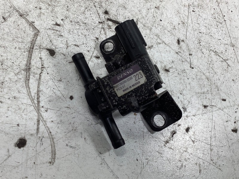 03-04 Honda Pilot Purge Valve MX136200-2230 OEM