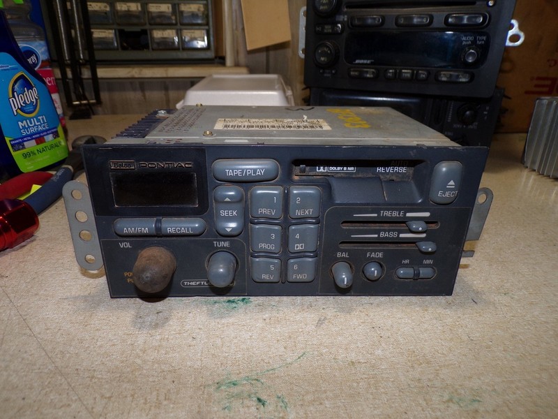 GM Delco Pontiac AM FM Cassette Factory Radio Stereo 16151282 *FREE SHIPPING*