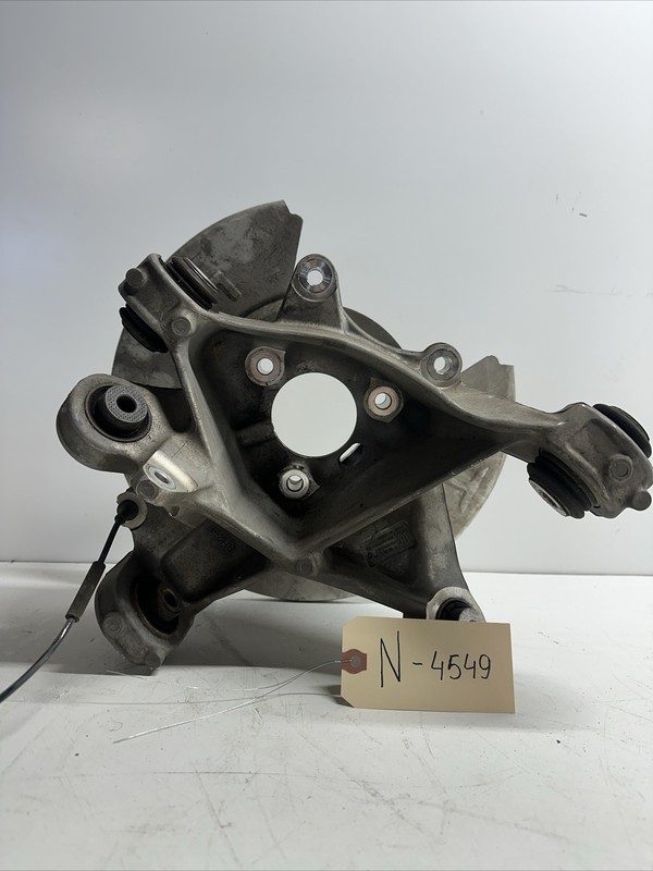 20-22 TESLA MODEL 3 REAR RIGHT PASSENGER SIDE SPINDLE KNUCKLE HUB OEM 4549