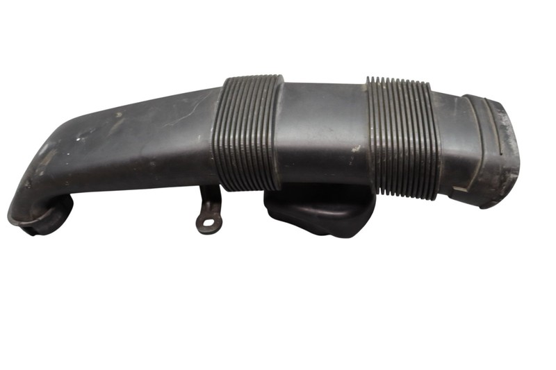 07-13 BMW X5 E70 4.8L Front Right Air Intake Cleaner Duct Hose 7548900Oem