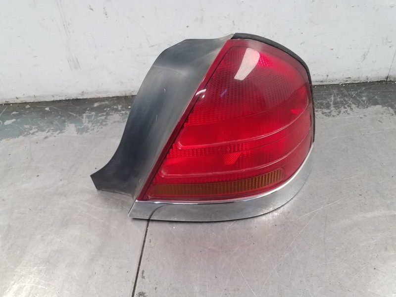 2002 Grand Marquis / Crown Vic Victoria Right Passenger Tail Light #9286 P3
