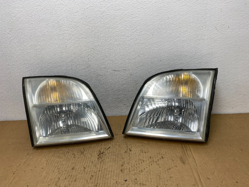 2002-2005 Mercury Mountaineer Left+Right Side Halogen Headlights AD2469 DW