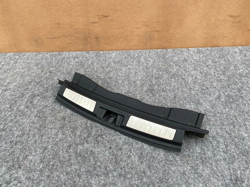 INFINITI QX30 2017-2019 OEM TRUNK TRIM PANEL COVER MOLDING. 23K