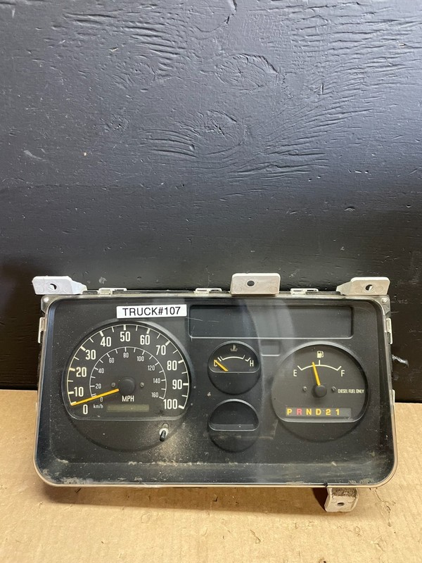 2005 to 2007 Isuzu NPR W4500 W5500 Cluster Speedometer AB7533