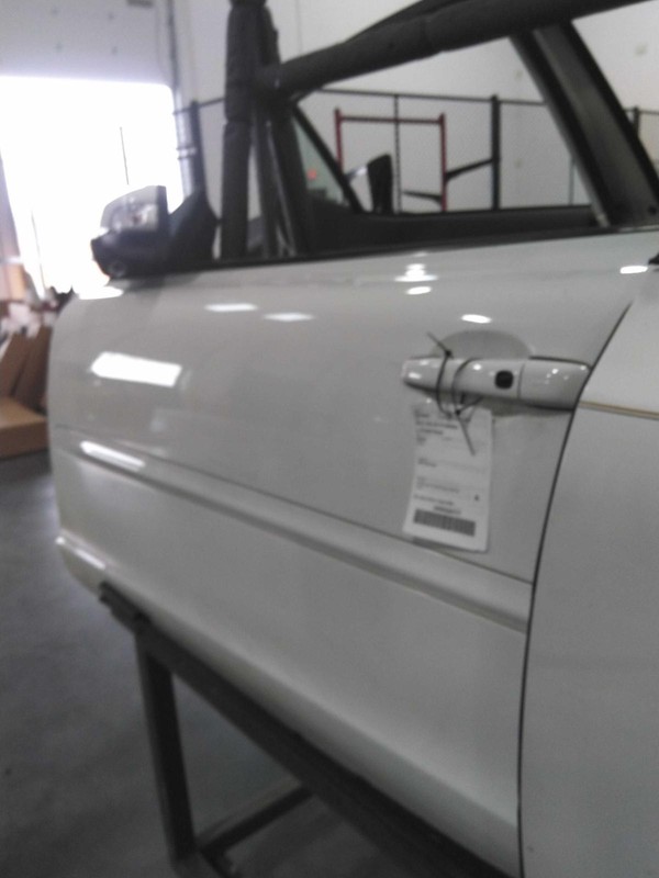 2011 Volvo C70 Left Door White OEM 308581 2DR Conv 91K Miles