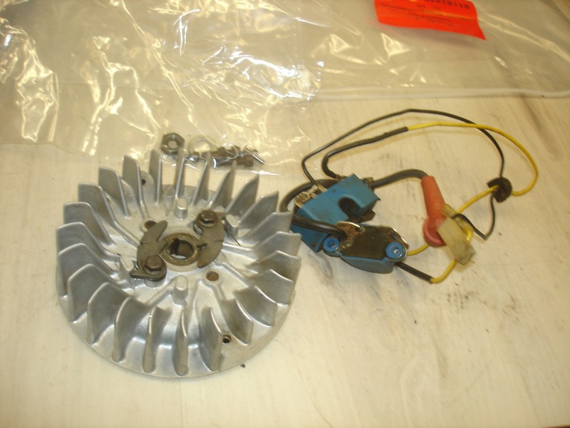 Jonsered 820 coil and flywheel electroluxchainsaw part bin 333