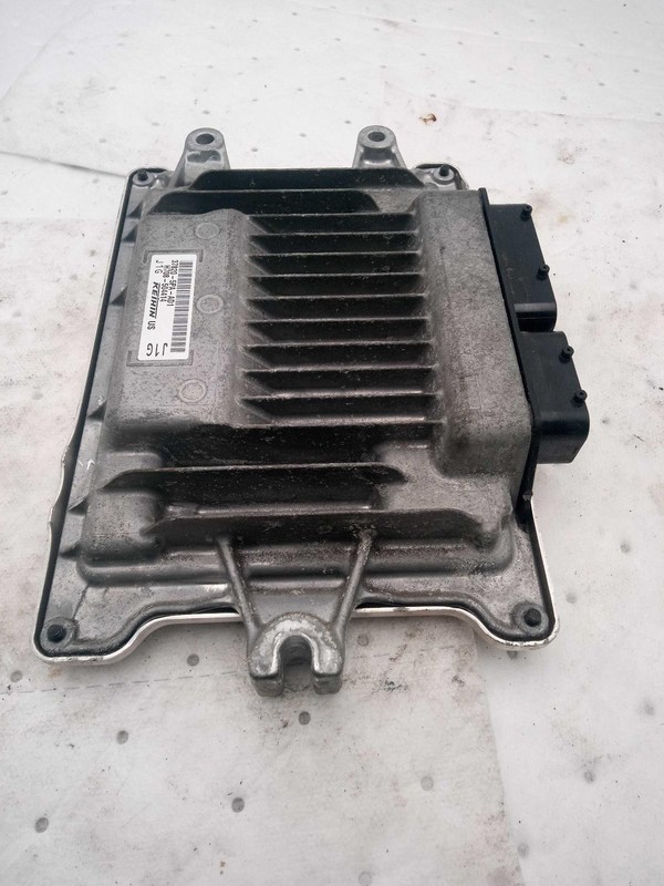 2018 Honda CR-V Engine Control Module ECM 1.5L OEM Black 655445 58000 Mi
