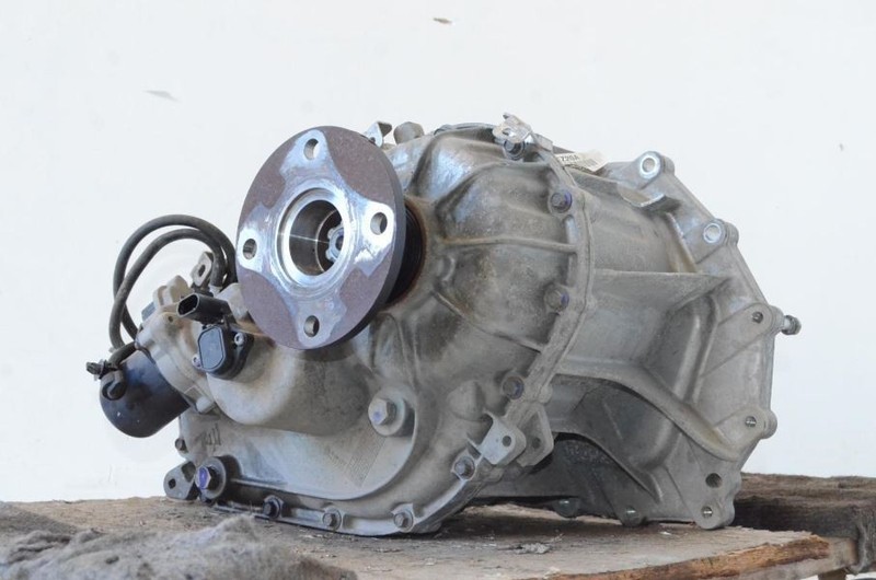 2017-2020 Nissan Titan 5.6L 4x4 Transfer Case Assembly SEE DETAILS