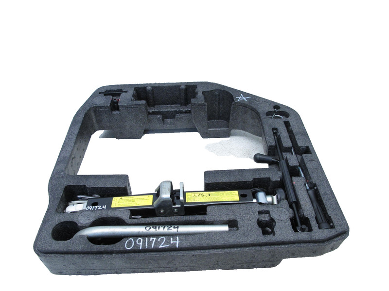 08-17 AUDI B8 A4 8T A5 S5 FOAM HOLDER TOOL KIT JACK EMERGENCY TRUNK KIT OEM 0917