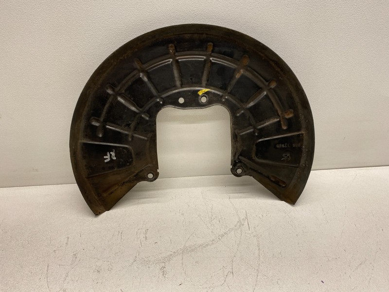 2014-2017 JEEP CHEROKEE RIGHT FRONT BRAKE SHIELD BACKING PLATE OEM