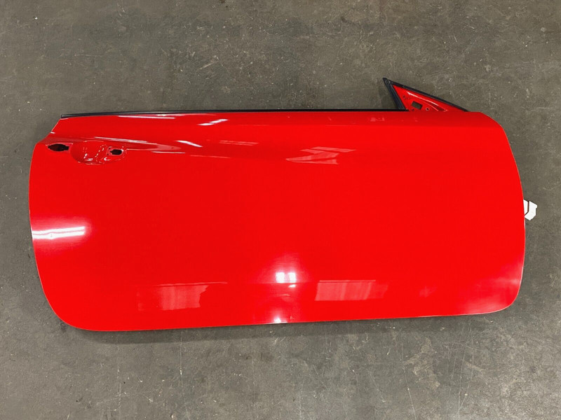 ⭐2010-2016 HYUNDAI GENESIS COUPE FRONT RIGHT EXTERIOR DOOR SHELL RED OEM LOT2418