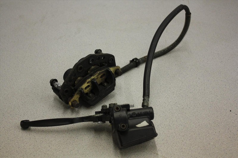 1995 KAWASAKI EX 500 NINJA FRONT BRAKE CALIPER MASTER CYLINDER LEVER EX500 95