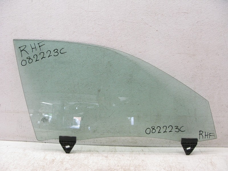 02-08 AUDI B6 B7 A4 S4 QUATTRO SEDAN WAGON GLASS WINDOW RIGHT FRONT OEM 082223C