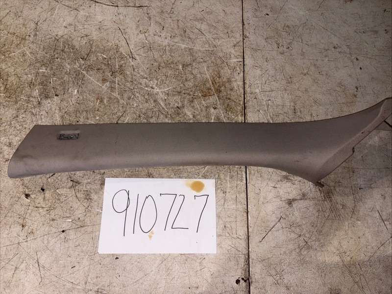 2007-2010 BMW X5 A PILLAR Trim Cover Panel Front Left Side 51437129749