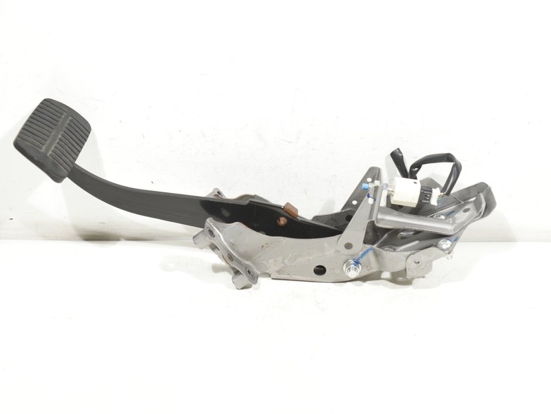 2018-2023 Subaru Crosstrek Brake Pedal With Bracket Assembly OEM 79K