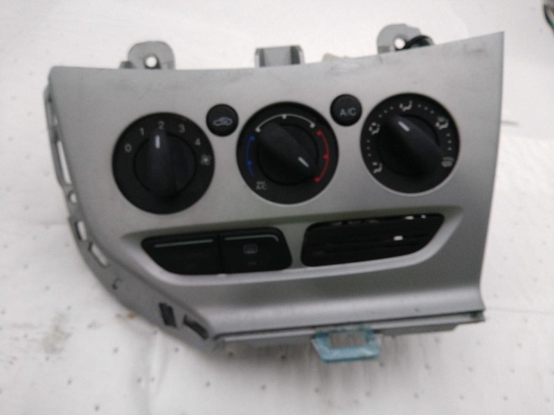 2014 Ford Focus A/C Selector Switch OEM CM5T19980AE Silver 127K Miles