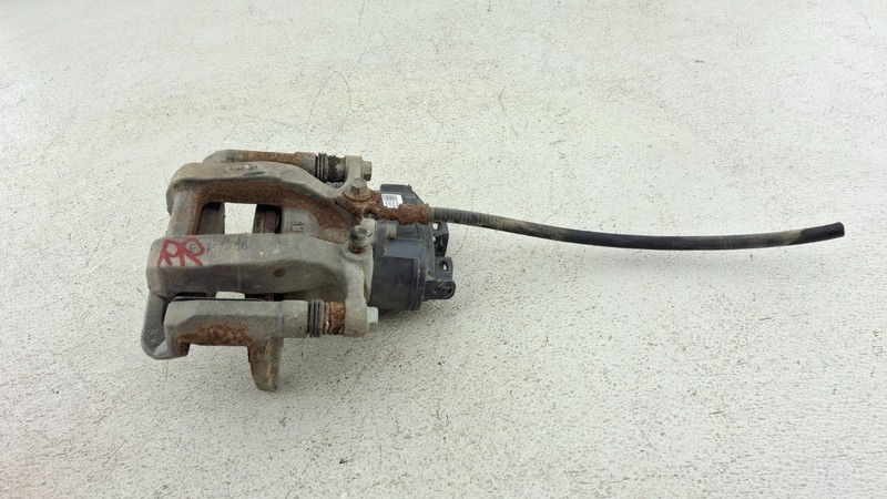 2018 - 2024 BUICK ENCLAVE REAR RIGHT SIDE DISC BRAKE CALIPER OEM