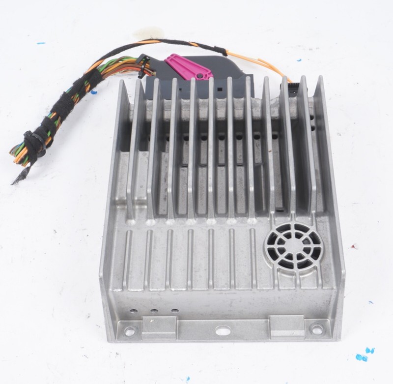 08-17 Mercedes E350 Harman Becker Radio Audio Amplifier Amp OEM A 212 900 71 08