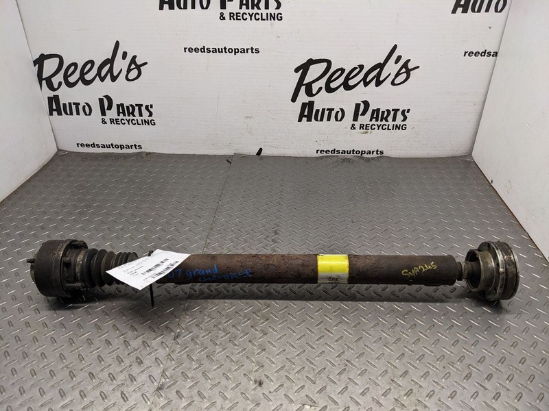 Front Drive Shaft 3.7L Model NV140 Transfer Case Fits 07-10 COMMANDER 1172335