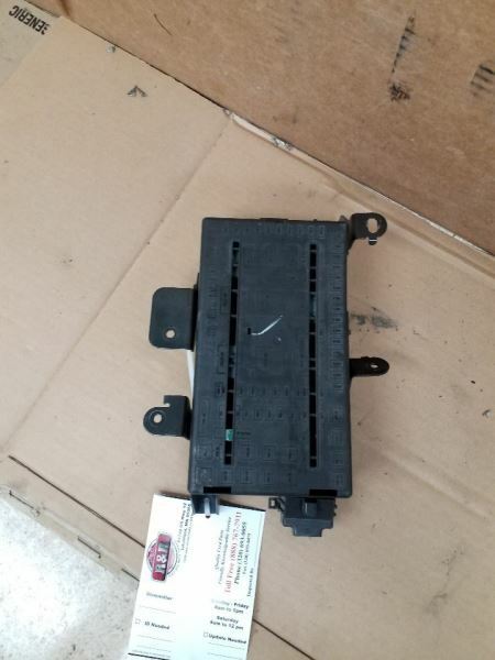 Fuse Box Engine Fits 05-07 FORD F250SD PICKUP 243366