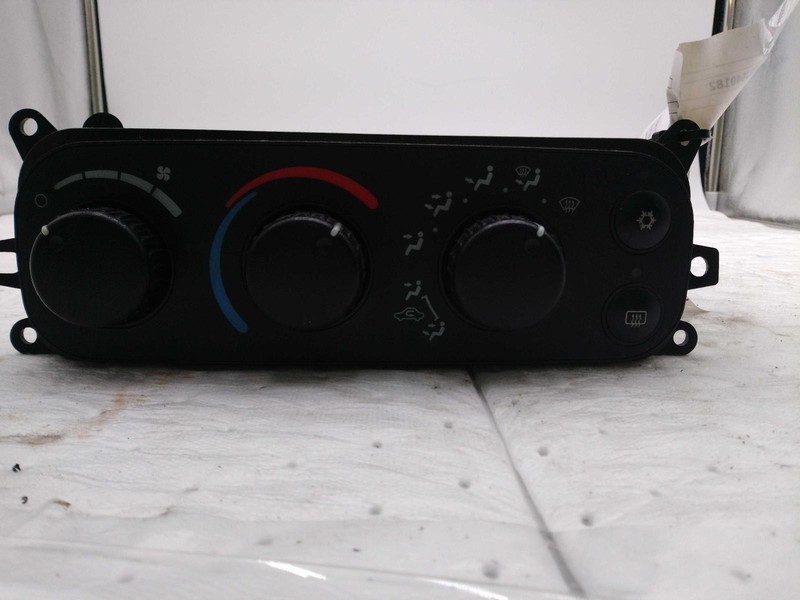 Used A/C Selector Switch fits: 2003 Dodge 1500 PICKUP w/o dual zone control non-