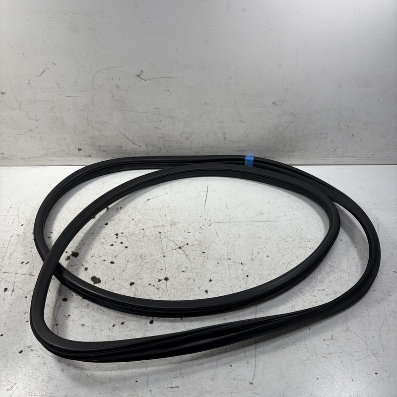 08-12 Honda Accord 4D Left Rear Door Opening Seal On Body 72855-TA5-A01ZA OEM