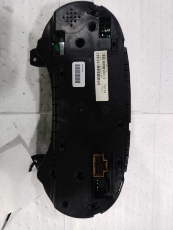 2013 Dodge Durango Speedometer Gauge OEM Black 3.6L 263K Mileage NJ25-22319