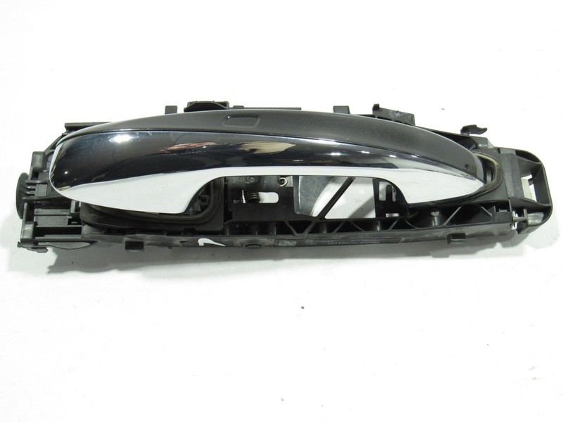 19-23 Mercedes CLS450 C257 2021 Rear Left Door Exterior Handle Bracket ;:A