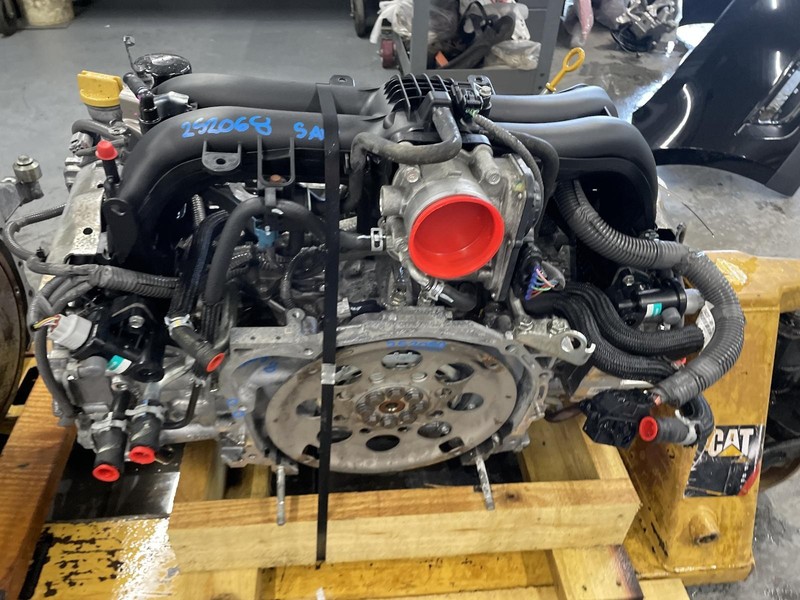 16 SUBARU LEGACY Engine 2.5L PZEV 126k miles Runs Well 6 Month Warranty!