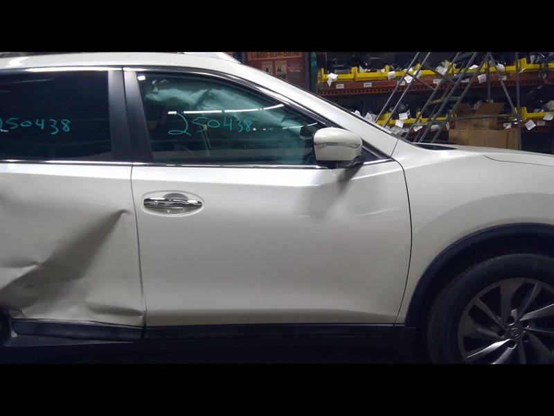 Passenger Right Front Door Electric Fits 14-20 ROGUE 1687866