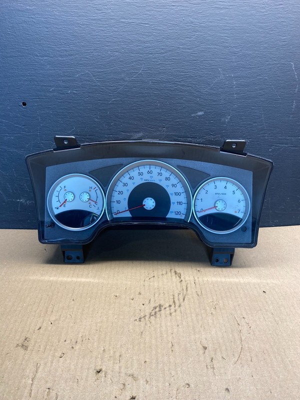 2006 Dodge Durango Speedometer Instrument Cluster Gauge Oem AC8927 DG