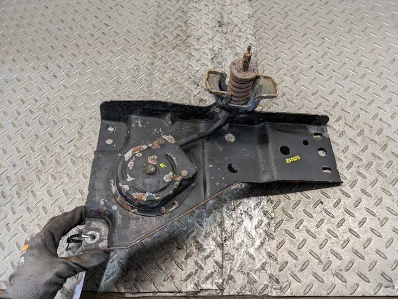 02-10 Ford Explorer Mountaineer Aviator OEM Spare Tire Hoist Wheel 1181352
