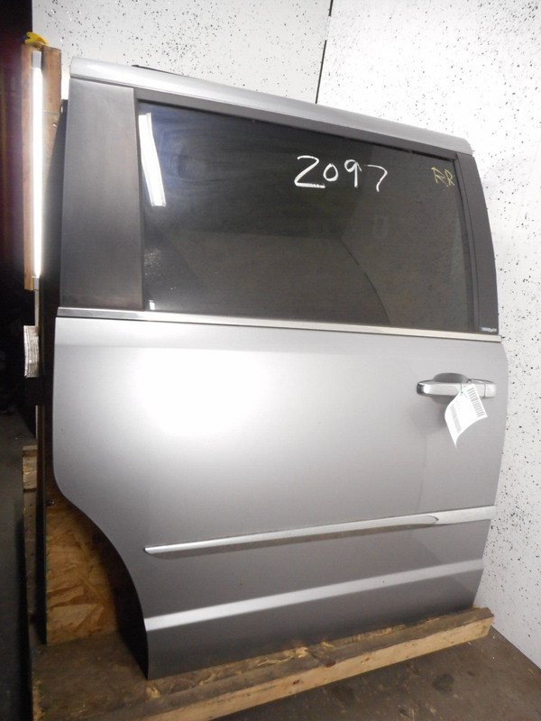 Chrysler Town & Country Door Assembly Rear Passenger Movable Glass Privacy 11-16
