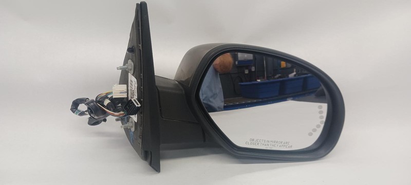 07-'08 CHEVROLET SILVERADO 1500 Right Passenger Door Mirror Power OEM Grade A