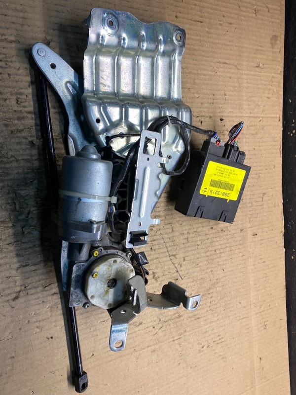 Cadillac Chevrolet Rear Trunk Liftgate Power Motor Actuator OEM y1445 DG