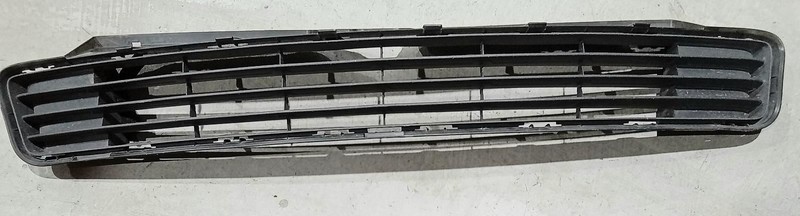 2010 thru Nov 2011 Toyota Prius Front Lower Grille 50933 53112-47040
