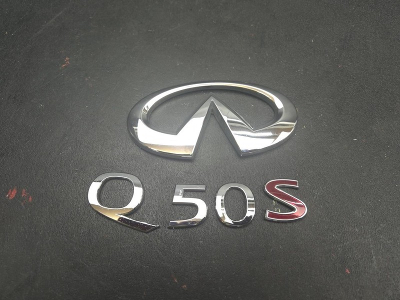 Trunk Deck Lid Logo Emblem + Q50S 2020 Infiniti Q50 84890-4GZ0A 2018 2019 - 2024