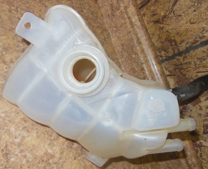 2016 Ford Fusion 2.5L 2.0 L Engine Coolant Cooling Tank Reservoir Anti Freeze 16