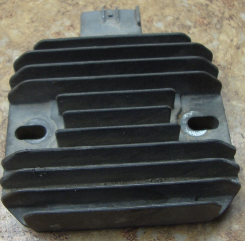 2011 Kawasaki Vulcan VN1700 VN 1700 Vaquero Voltage Regulator Rectifier Electric
