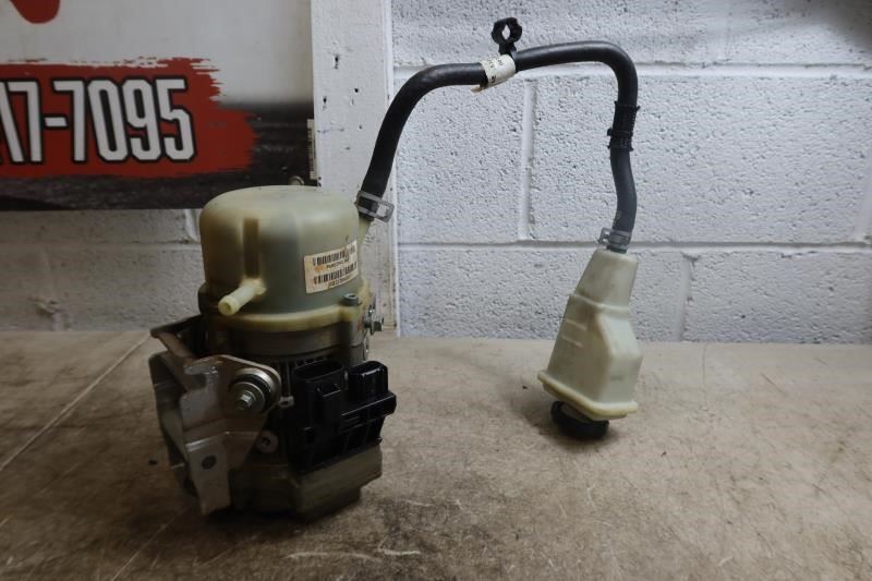 2022 2023 Jeep Wrangler JL RHD OEM Electric PowerSteering Assist Pump 68529413