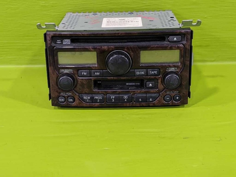 05 PILOT FACTORY RADIO W/O ENTERTAINMENT SYSTEM W/O NAVIGATION OEM 3789-4